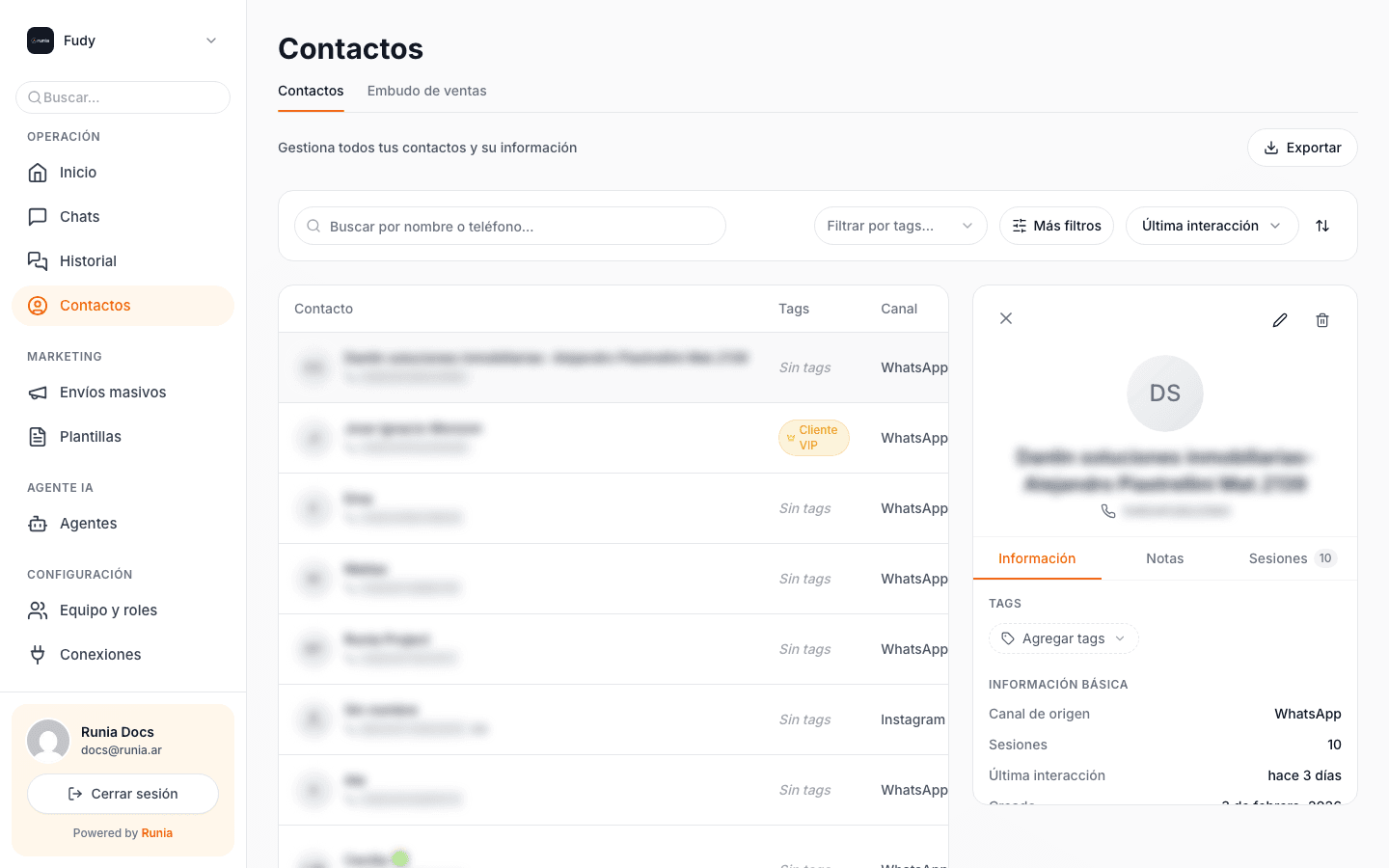 Ficha de contacto con pestañas Información, Notas y Sesiones